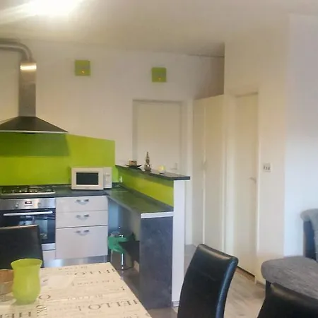 Lotus Apartman *